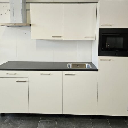 NIEUWE Q-LINE “PROJECT” Keuken (incl. 5 apparaten) WIT K/910