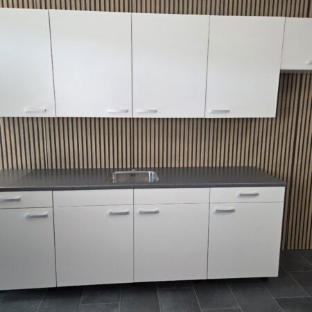 NIEUWE BRUYNZEEL ATLAS Keuken “Magnolia Mat” Decor ca. 240 cm K/1204