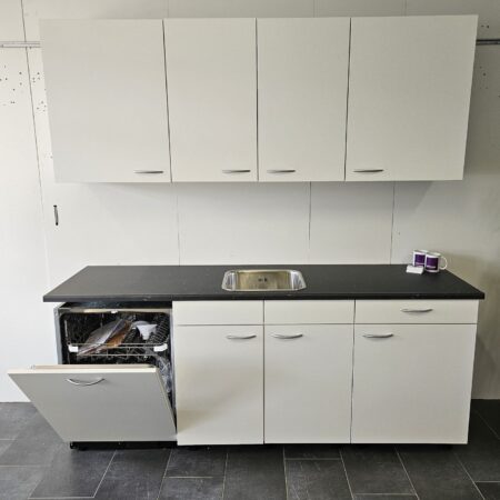 NIEUWE Q-Line Pantry Keuken “Mat Wit Decor” Kunststof blad met VAATWASSER K/1215